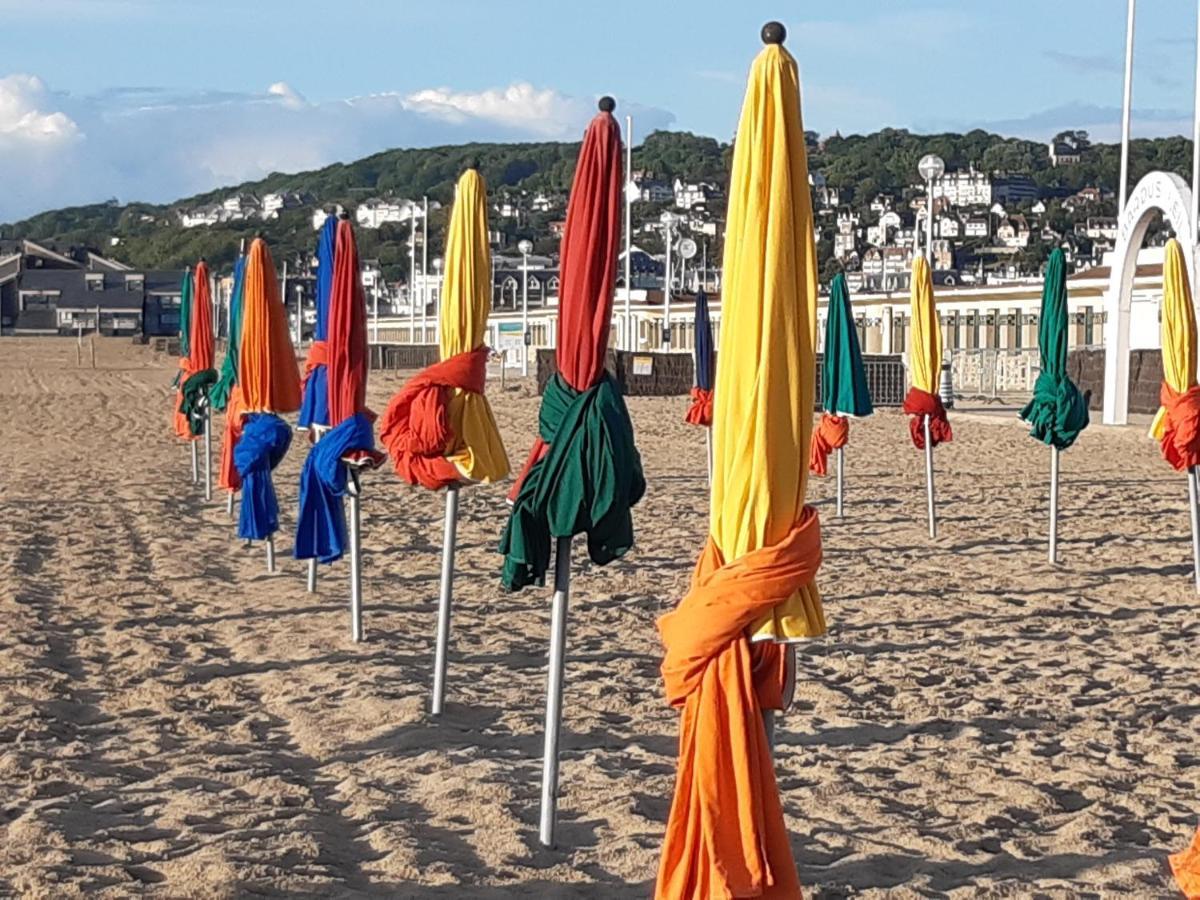 Appartamento Chez Coco, 7 persons, triangle d'or Deauville Esterno foto